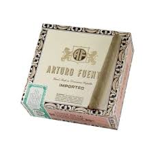 AF CURLY HEAD NATURAL (40) 63/8 X 44 ARTURO FUENTE