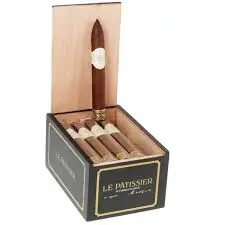 [INTREF005792] CROWNED HEADS LE PATISSIER NO.2                                      6 1/8X52 (20)