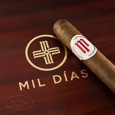 [INTREF006600] CROWNED HEADS MIL DIAS EDMUNDO (5 ⅜" x 52) 20