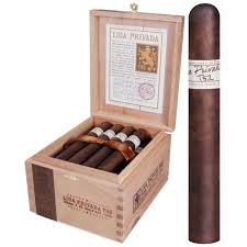 [INTREF005903] LIGA PRIVADA T52 TORO 6X52  (24)                                 DREW ESTATE