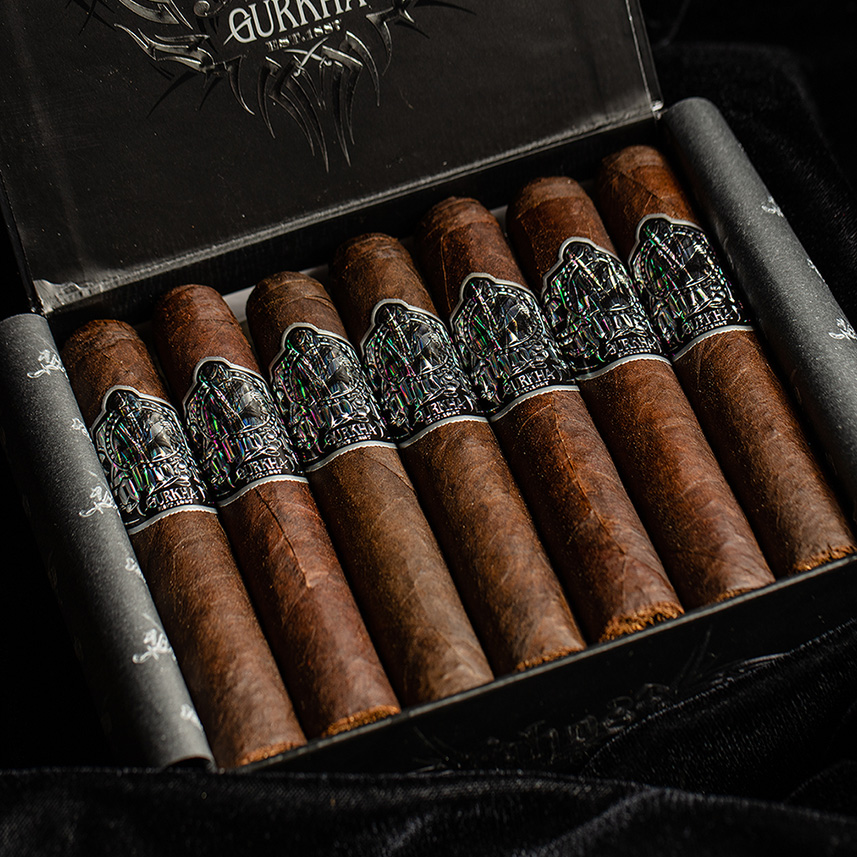 [INTREF004525] GURKHA GHOST SILVER SHADOW ROBUSTO 5X52  (21)