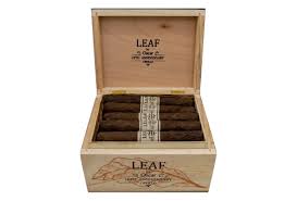 LEAF BY OSCAR 10TH ANNIVERSARY TORO                     6 X 52(10)