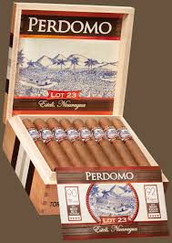 PERDOMO LOT 23 NATURAL SUN GROWN ROBUSTO 5X50 (24)