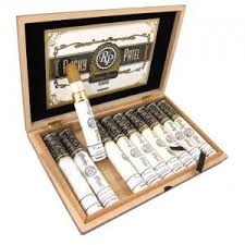 RP VINTAGE 1999 CONNECTICUT TORO ALUMINUM TUBO 6X50 (10) ROCKY PATEL
