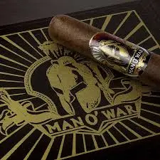 [TEMP0372] MAN O' WAR  DOUBLE CORONA 7.5X52 22CT                          AJ FERNANDEZ