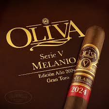 OLIVA SERIE V MELANIO EDICION ANO 2025 ROBUSTO  EXTRA  (5X54) 10